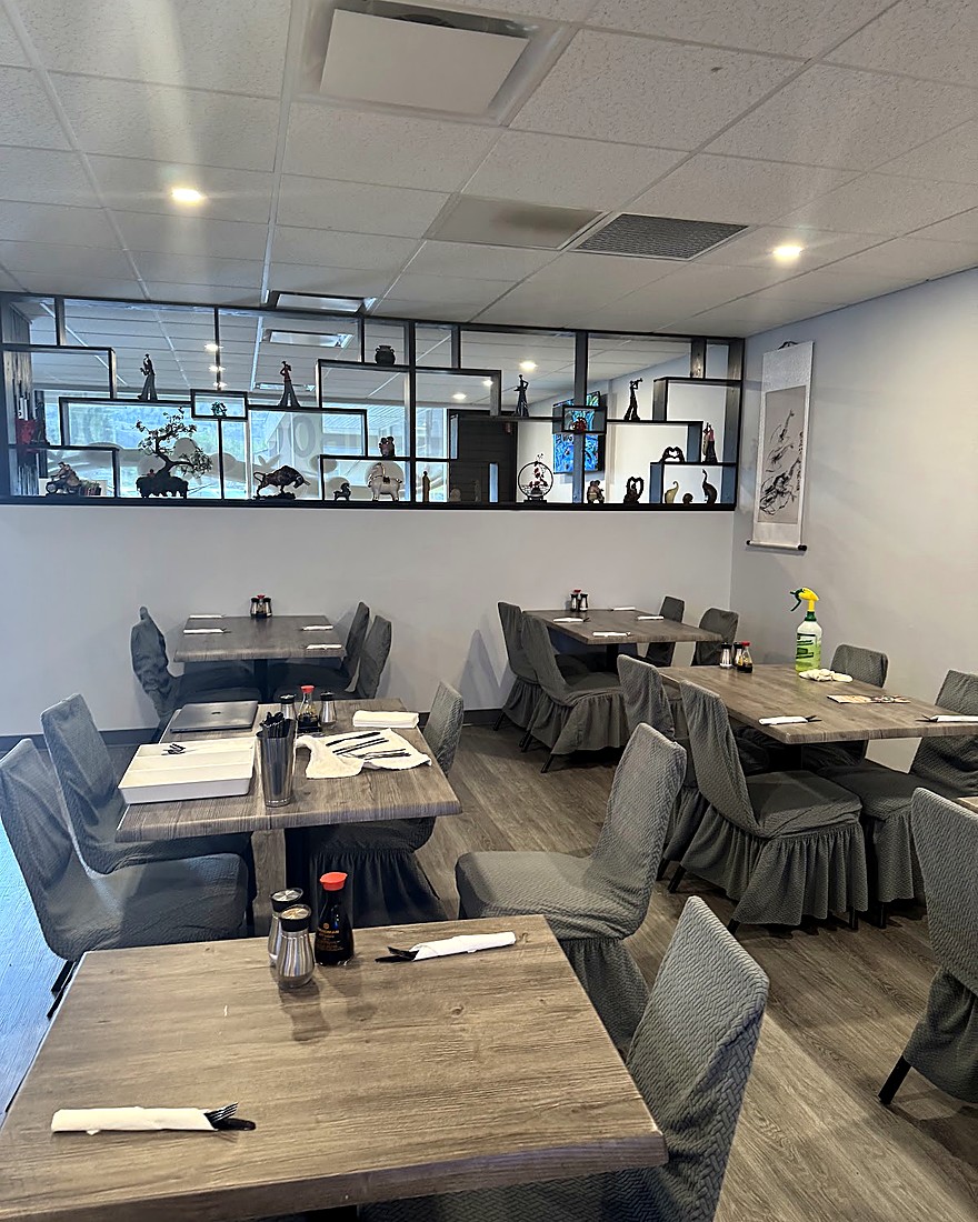 Dining room seating at Bamboo Inn Restaurant Kamloops